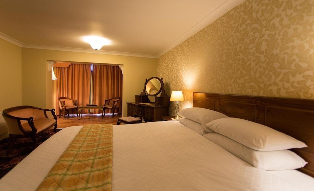 The Sandhouse Hotel And Marine Spa Donegal Town Buitenkant foto